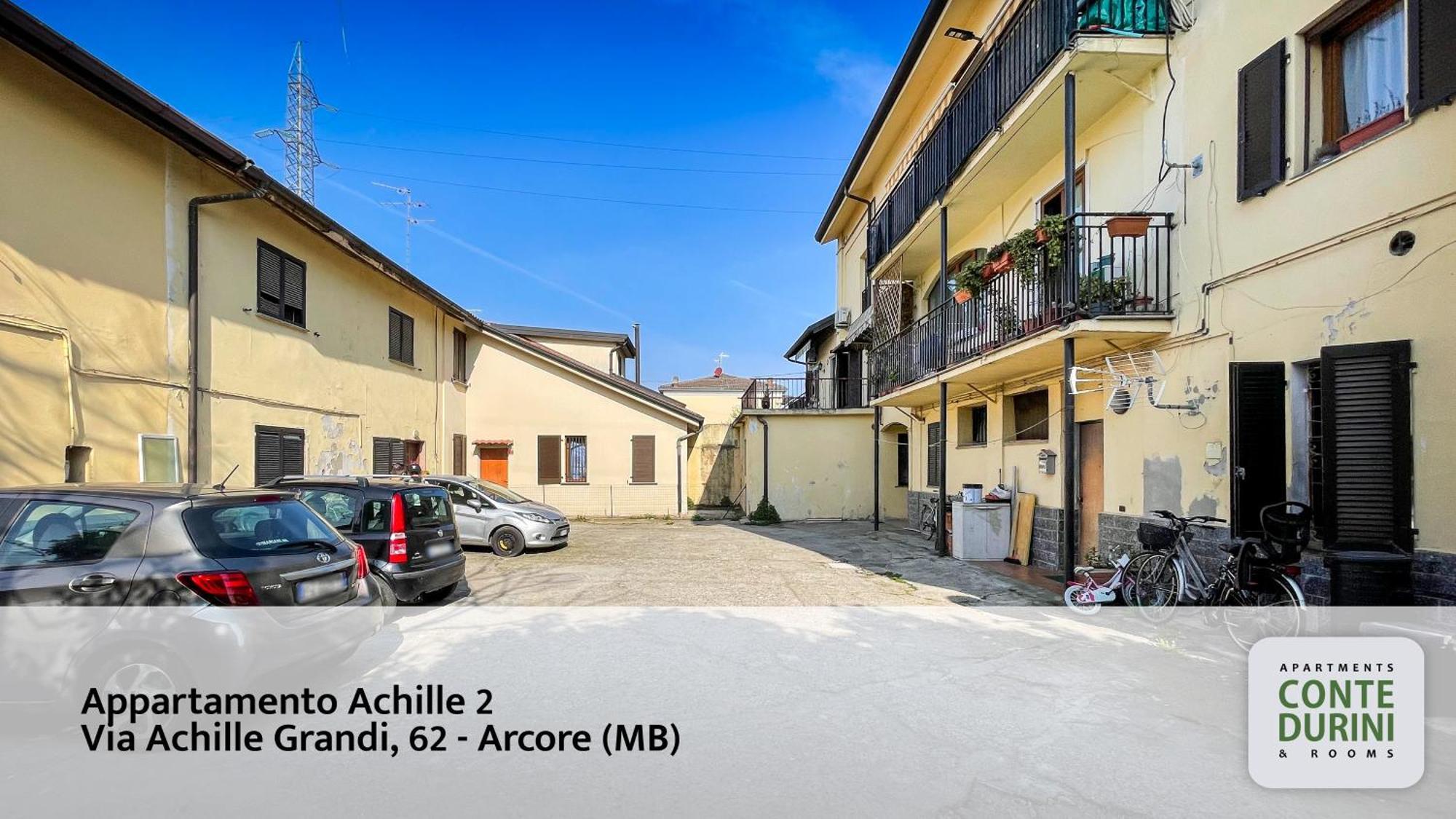 Conte Durini Apartments & Rooms Arcore Eksteriør billede