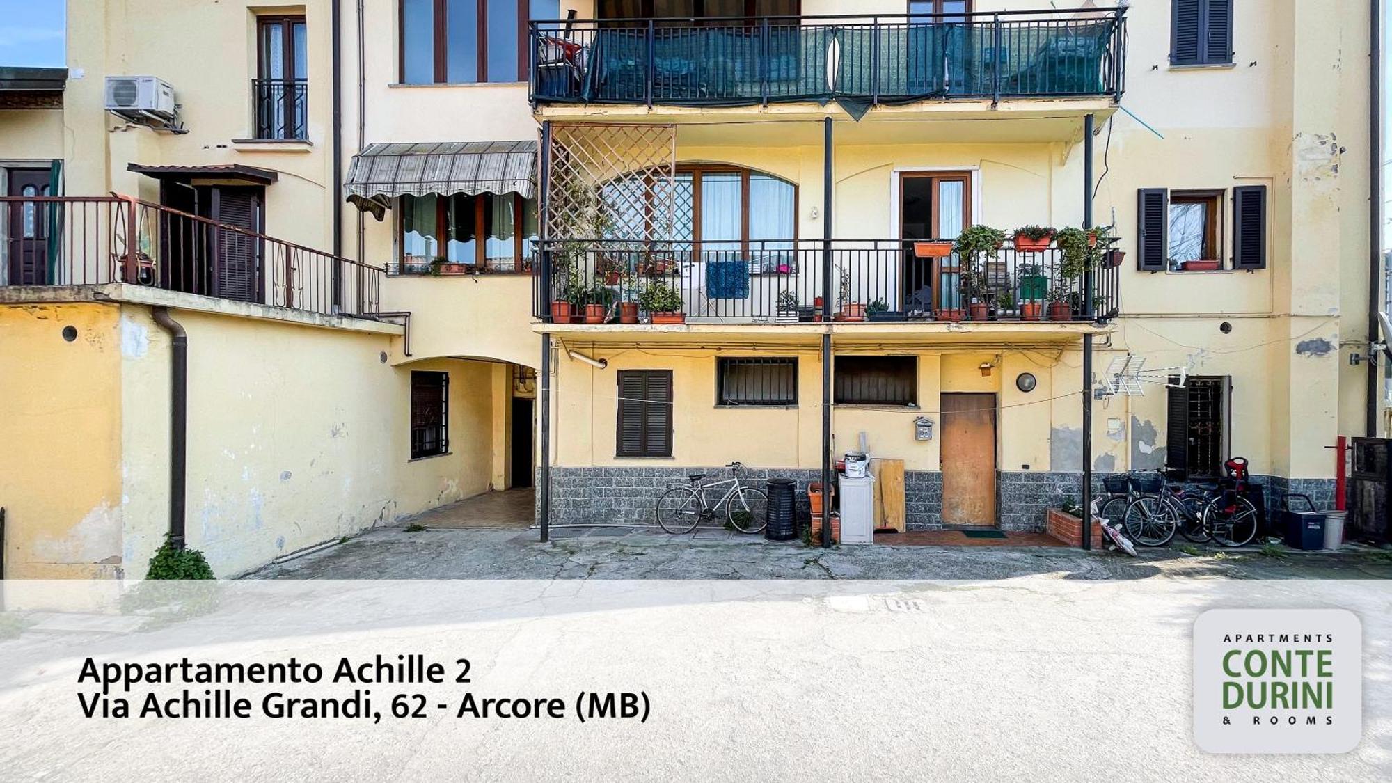 Conte Durini Apartments & Rooms Arcore Eksteriør billede